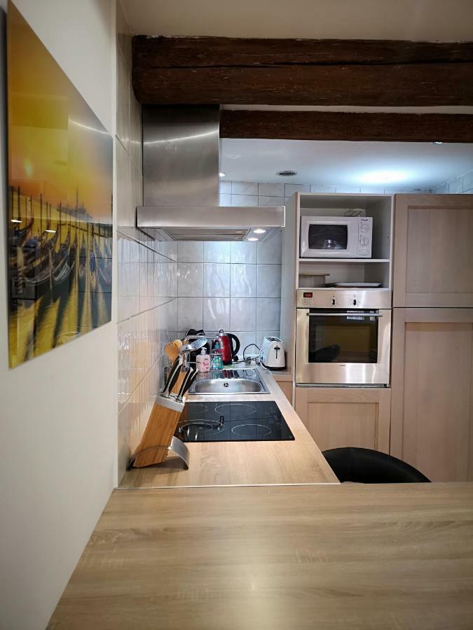 Studio Centre Historique Apartment Aix-en-Provence